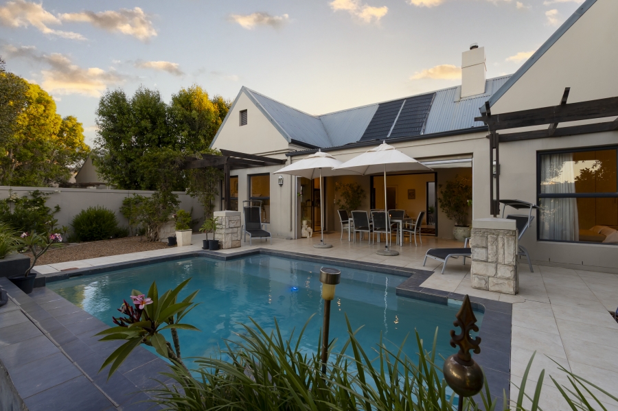 2 Bedroom Property for Sale in De Wijnlanden Residential Estate Western Cape